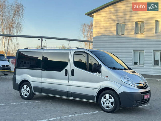 Серый Опель Виваро, объемом двигателя 2 л и пробегом 285 тыс. км за 13950 $, фото 18 на Automoto.ua