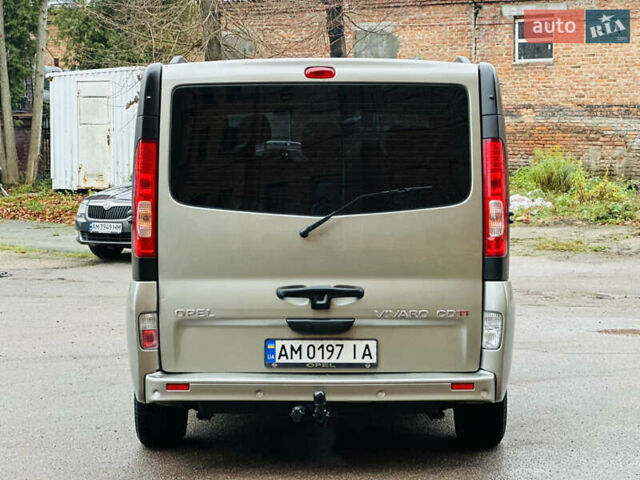 Сірий Опель Віваро, об'ємом двигуна 2 л та пробігом 264 тис. км за 14500 $, фото 5 на Automoto.ua