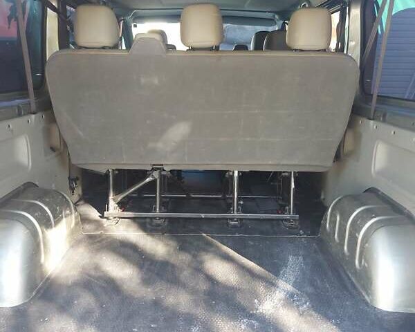 Сірий Опель Віваро, об'ємом двигуна 2 л та пробігом 238 тис. км за 12900 $, фото 7 на Automoto.ua