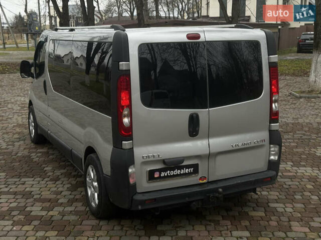 Серый Опель Виваро, объемом двигателя 2 л и пробегом 278 тыс. км за 12700 $, фото 11 на Automoto.ua