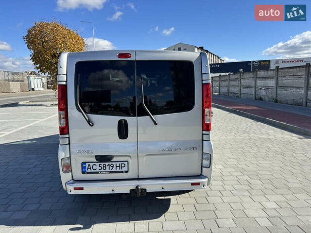Серый Опель Виваро, объемом двигателя 2 л и пробегом 218 тыс. км за 15850 $, фото 19 на Automoto.ua