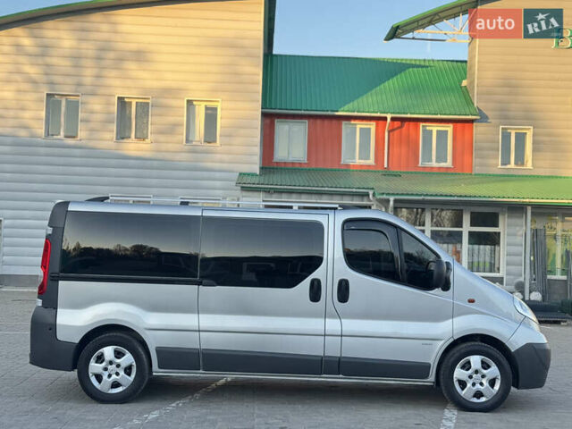 Серый Опель Виваро, объемом двигателя 2 л и пробегом 285 тыс. км за 13950 $, фото 17 на Automoto.ua