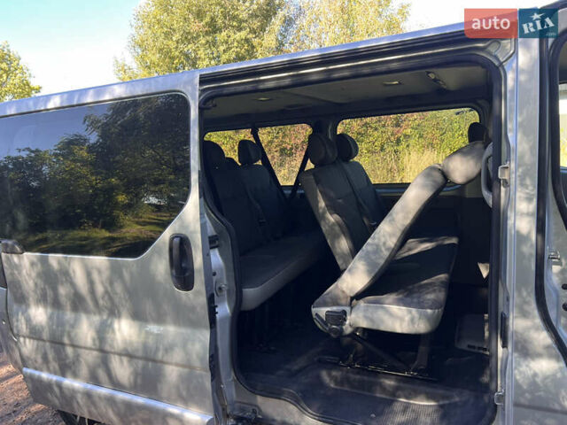 Сірий Опель Віваро, об'ємом двигуна 2 л та пробігом 287 тис. км за 13800 $, фото 30 на Automoto.ua