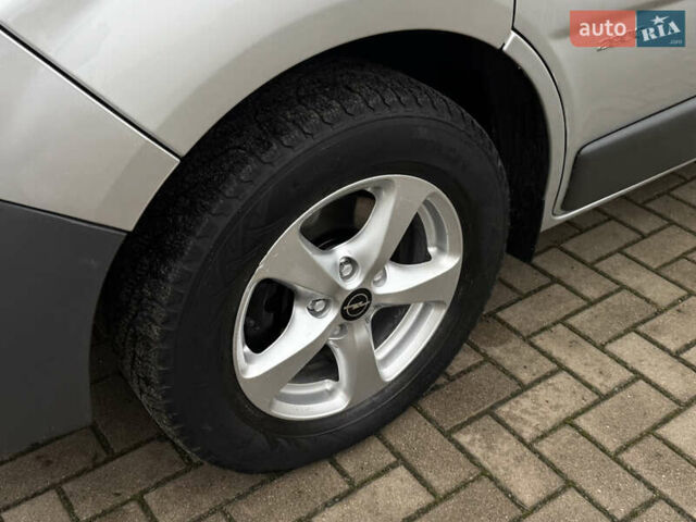 Серый Опель Виваро, объемом двигателя 2 л и пробегом 250 тыс. км за 14950 $, фото 23 на Automoto.ua