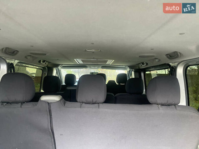Серый Опель Виваро, объемом двигателя 2 л и пробегом 216 тыс. км за 14950 $, фото 29 на Automoto.ua