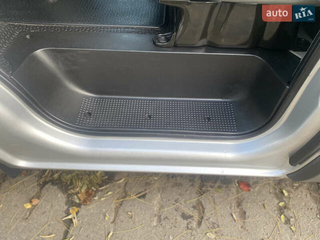 Серый Опель Виваро, объемом двигателя 2 л и пробегом 216 тыс. км за 14950 $, фото 22 на Automoto.ua