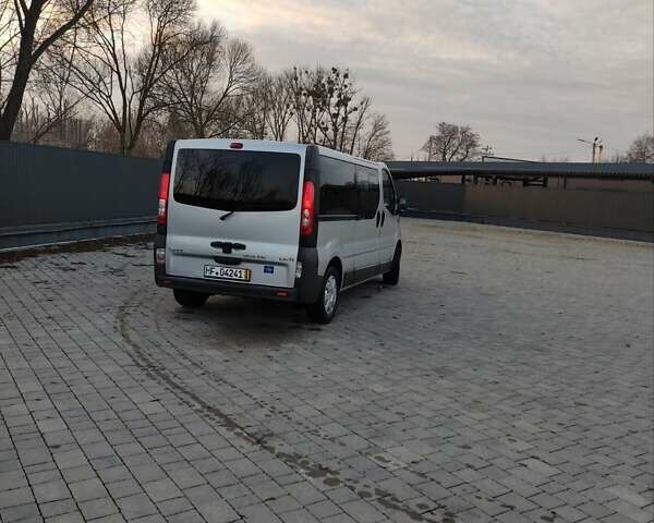 Серый Опель Виваро, объемом двигателя 2 л и пробегом 270 тыс. км за 15200 $, фото 54 на Automoto.ua