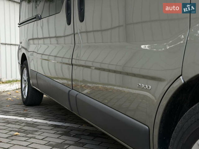 Сірий Опель Віваро, об'ємом двигуна 2 л та пробігом 282 тис. км за 13850 $, фото 11 на Automoto.ua