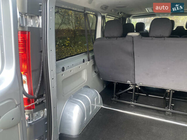 Серый Опель Виваро, объемом двигателя 2 л и пробегом 216 тыс. км за 14950 $, фото 28 на Automoto.ua