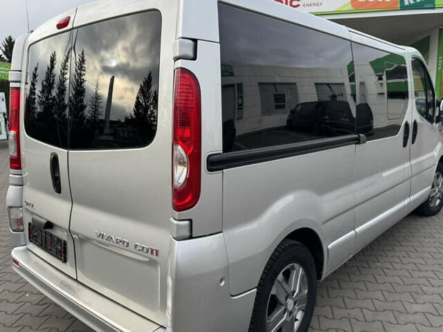 Сірий Опель Віваро, об'ємом двигуна 0 л та пробігом 300 тис. км за 14500 $, фото 5 на Automoto.ua