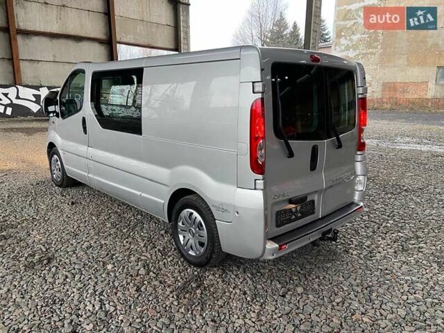 Серый Опель Виваро, объемом двигателя 2.5 л и пробегом 265 тыс. км за 13850 $, фото 45 на Automoto.ua