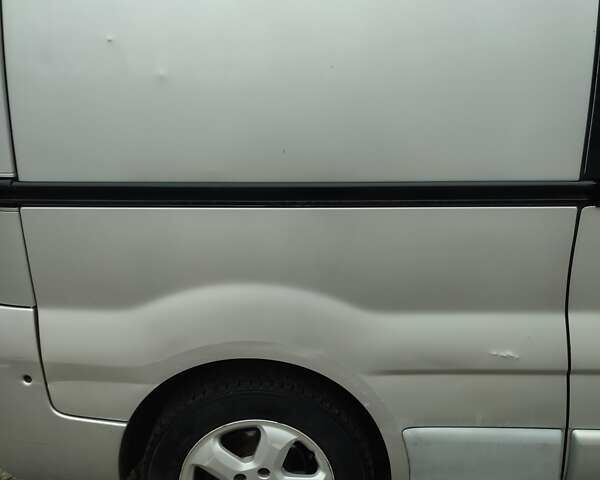 Серый Опель Виваро, объемом двигателя 2 л и пробегом 240 тыс. км за 13600 $, фото 17 на Automoto.ua