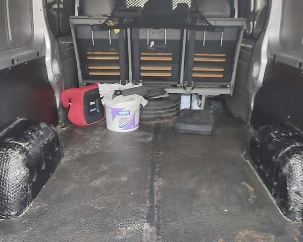 Серый Опель Виваро, объемом двигателя 2 л и пробегом 240 тыс. км за 13600 $, фото 16 на Automoto.ua