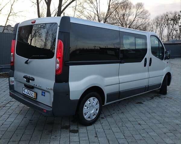 Серый Опель Виваро, объемом двигателя 2 л и пробегом 270 тыс. км за 15200 $, фото 17 на Automoto.ua