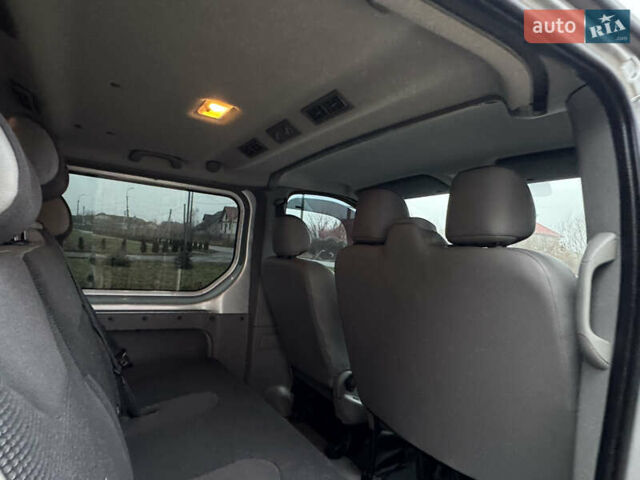 Серый Опель Виваро, объемом двигателя 2 л и пробегом 250 тыс. км за 14950 $, фото 48 на Automoto.ua
