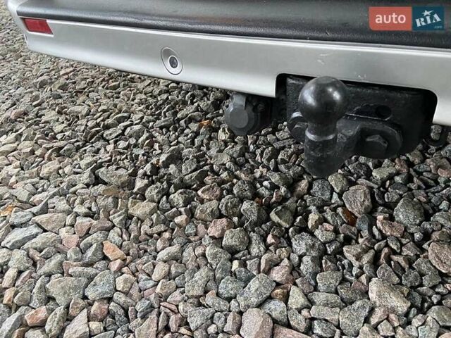 Серый Опель Виваро, объемом двигателя 2.5 л и пробегом 265 тыс. км за 13850 $, фото 27 на Automoto.ua