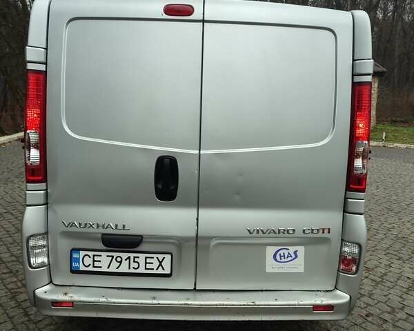 Серый Опель Виваро, объемом двигателя 2 л и пробегом 240 тыс. км за 13600 $, фото 6 на Automoto.ua