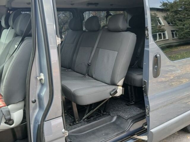 Серый Опель Виваро, объемом двигателя 2 л и пробегом 261 тыс. км за 16500 $, фото 10 на Automoto.ua