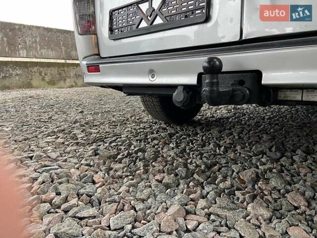 Серый Опель Виваро, объемом двигателя 2.5 л и пробегом 265 тыс. км за 13850 $, фото 29 на Automoto.ua