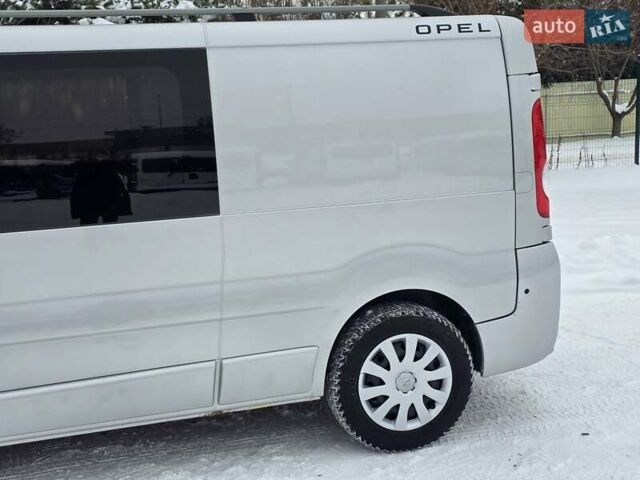 Сірий Опель Віваро, об'ємом двигуна 2 л та пробігом 307 тис. км за 13299 $, фото 19 на Automoto.ua