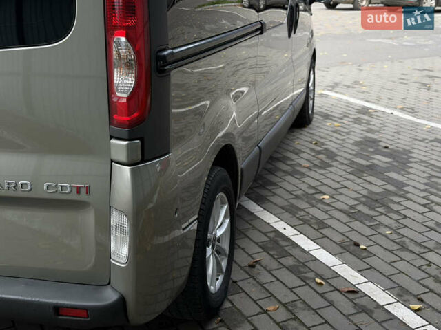Сірий Опель Віваро, об'ємом двигуна 2 л та пробігом 282 тис. км за 13850 $, фото 16 на Automoto.ua