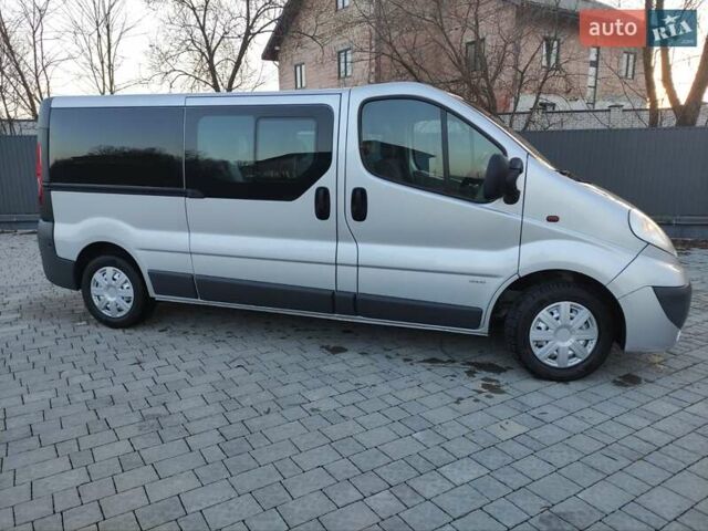 Серый Опель Виваро, объемом двигателя 2 л и пробегом 270 тыс. км за 15200 $, фото 21 на Automoto.ua