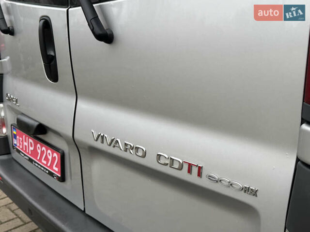 Серый Опель Виваро, объемом двигателя 2 л и пробегом 250 тыс. км за 14950 $, фото 29 на Automoto.ua