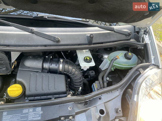 Серый Опель Виваро, объемом двигателя 2 л и пробегом 216 тыс. км за 14950 $, фото 11 на Automoto.ua