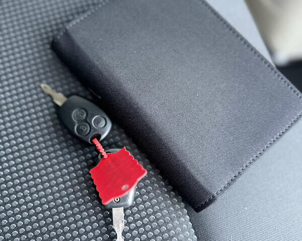 Серый Опель Виваро, объемом двигателя 2 л и пробегом 352 тыс. км за 14950 $, фото 21 на Automoto.ua