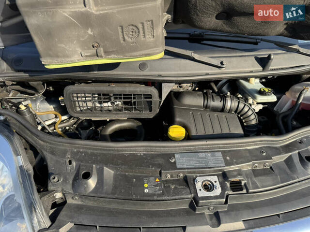 Опель Виваро 2013 в Черновцах на Automoto.ua Серый Опель Виваро, объемом двигателя 2 л и пробегом 299 тыс. км за 14400 $, фото 34 на Automoto.ua