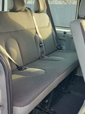 Серый Опель Виваро, объемом двигателя 2 л и пробегом 386 тыс. км за 16600 $, фото 50 на Automoto.ua