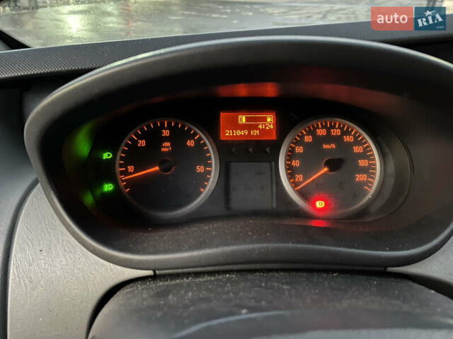 Серый Опель Виваро, объемом двигателя 2 л и пробегом 211 тыс. км за 14750 $, фото 20 на Automoto.ua