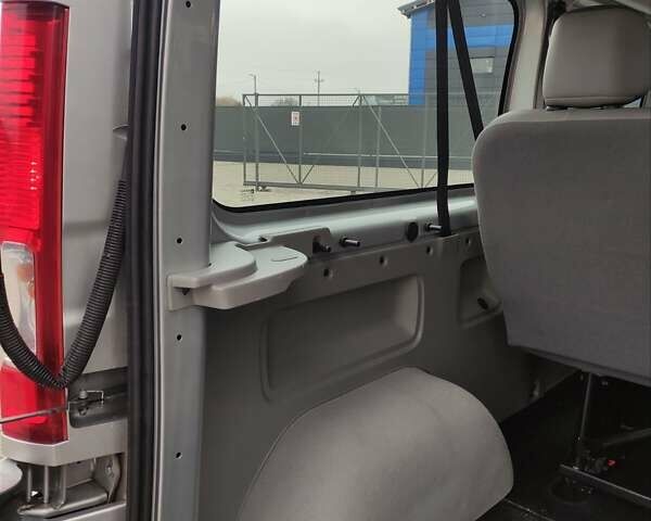 Сірий Опель Віваро, об'ємом двигуна 2 л та пробігом 386 тис. км за 15999 $, фото 46 на Automoto.ua