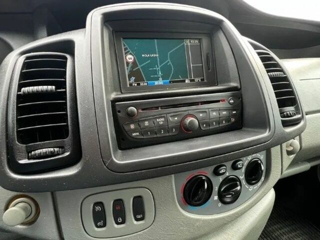 Серый Опель Виваро, объемом двигателя 2 л и пробегом 224 тыс. км за 8700 $, фото 17 на Automoto.ua