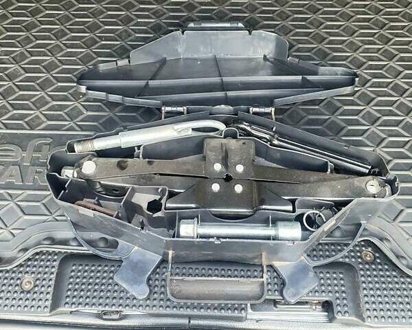 Опель Виваро 2013 в Прилуках на Automoto.ua Серый Опель Виваро, объемом двигателя 2 л и пробегом 296 тыс. км за 13000 $, фото 2 на Automoto.ua