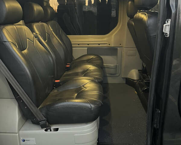 Серый Опель Виваро, объемом двигателя 2 л и пробегом 211 тыс. км за 14750 $, фото 14 на Automoto.ua