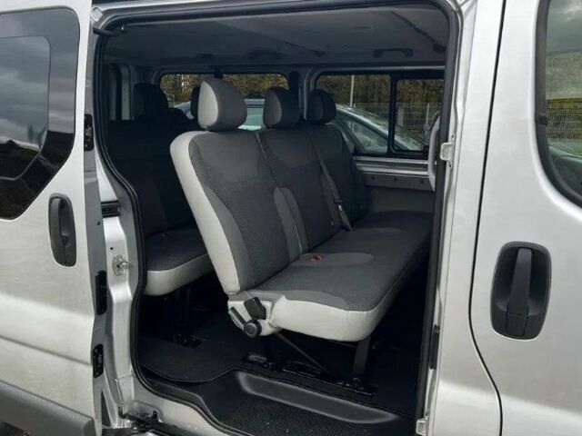 Серый Опель Виваро, объемом двигателя 2 л и пробегом 224 тыс. км за 8700 $, фото 7 на Automoto.ua