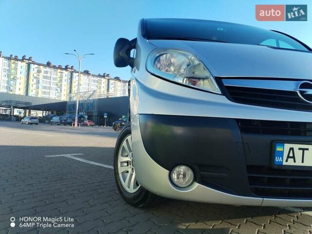 Серый Опель Виваро, объемом двигателя 2 л и пробегом 286 тыс. км за 14999 $, фото 6 на Automoto.ua