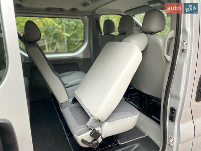 Серый Опель Виваро, объемом двигателя 2 л и пробегом 287 тыс. км за 14700 $, фото 19 на Automoto.ua