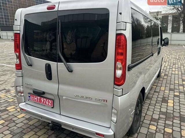 Серый Опель Виваро, объемом двигателя 2 л и пробегом 260 тыс. км за 16300 $, фото 12 на Automoto.ua