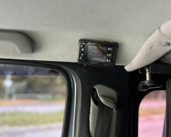 Серый Опель Виваро, объемом двигателя 2 л и пробегом 272 тыс. км за 14700 $, фото 5 на Automoto.ua