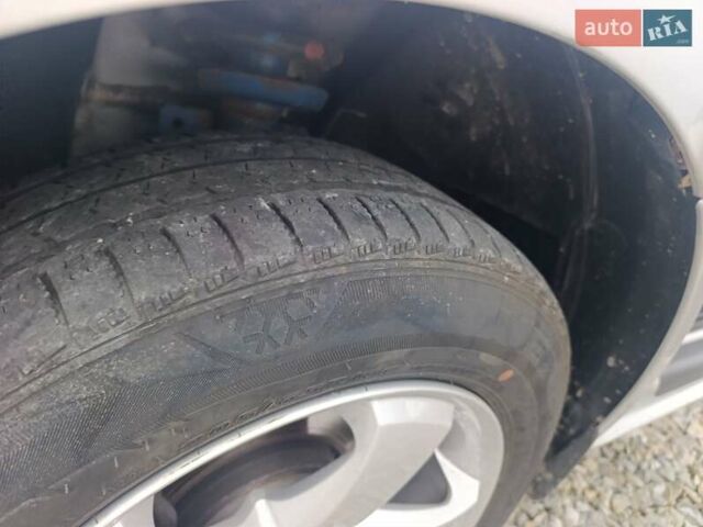 Серый Опель Виваро, объемом двигателя 2 л и пробегом 293 тыс. км за 16200 $, фото 17 на Automoto.ua