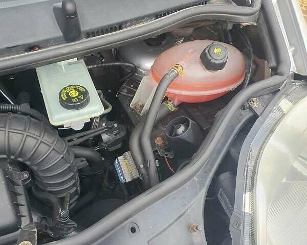 Опель Виваро 2013 в Прилуках на Automoto.ua Серый Опель Виваро, объемом двигателя 2 л и пробегом 296 тыс. км за 13000 $, фото 25 на Automoto.ua