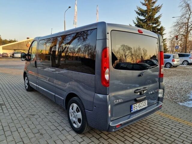 Сірий Опель Віваро, об'ємом двигуна 2 л та пробігом 150 тис. км за 8800 $, фото 5 на Automoto.ua