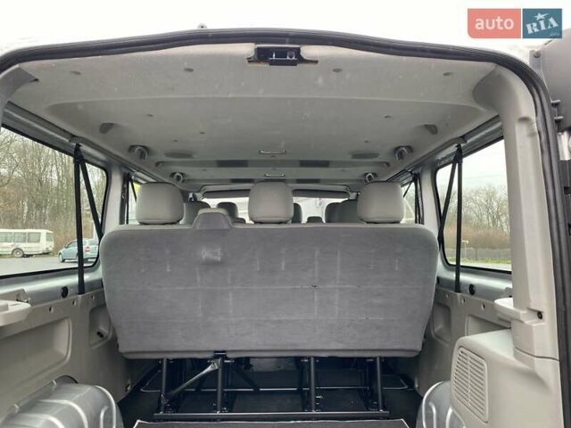 Серый Опель Виваро, объемом двигателя 2 л и пробегом 288 тыс. км за 13950 $, фото 19 на Automoto.ua