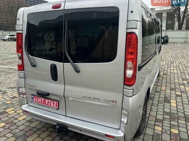 Серый Опель Виваро, объемом двигателя 2 л и пробегом 260 тыс. км за 16300 $, фото 11 на Automoto.ua