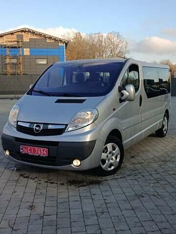 Серый Опель Виваро, объемом двигателя 2 л и пробегом 386 тыс. км за 16600 $, фото 67 на Automoto.ua