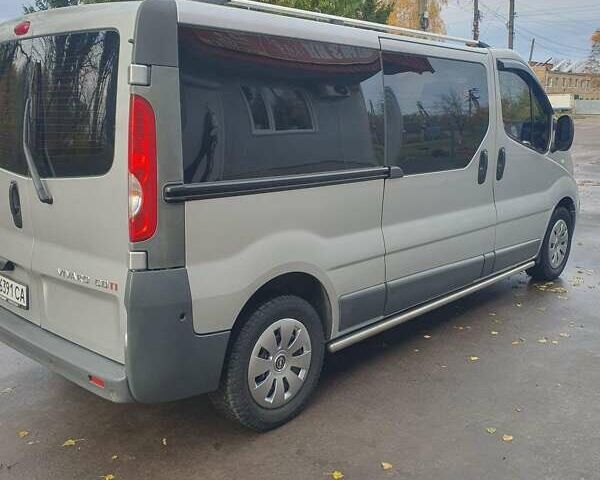 Опель Виваро 2013 в Прилуках на Automoto.ua Серый Опель Виваро, объемом двигателя 2 л и пробегом 296 тыс. км за 13000 $, фото 6 на Automoto.ua