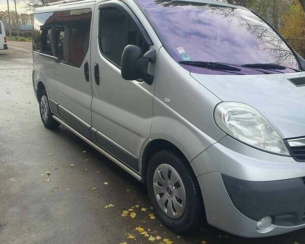 Опель Виваро 2013 в Прилуках на Automoto.ua Серый Опель Виваро, объемом двигателя 2 л и пробегом 296 тыс. км за 13000 $, фото 10 на Automoto.ua