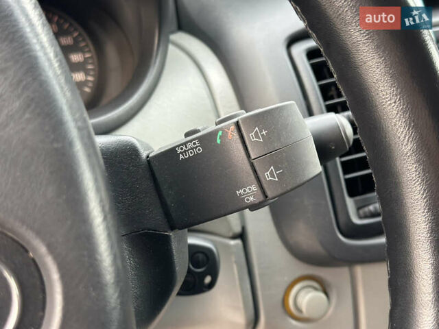 Серый Опель Виваро, объемом двигателя 2 л и пробегом 320 тыс. км за 14500 $, фото 83 на Automoto.ua